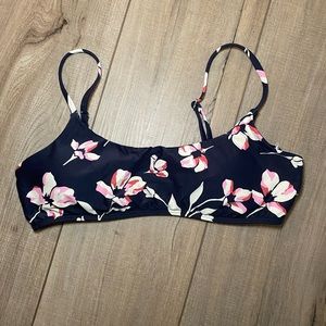 Billabong bikini top